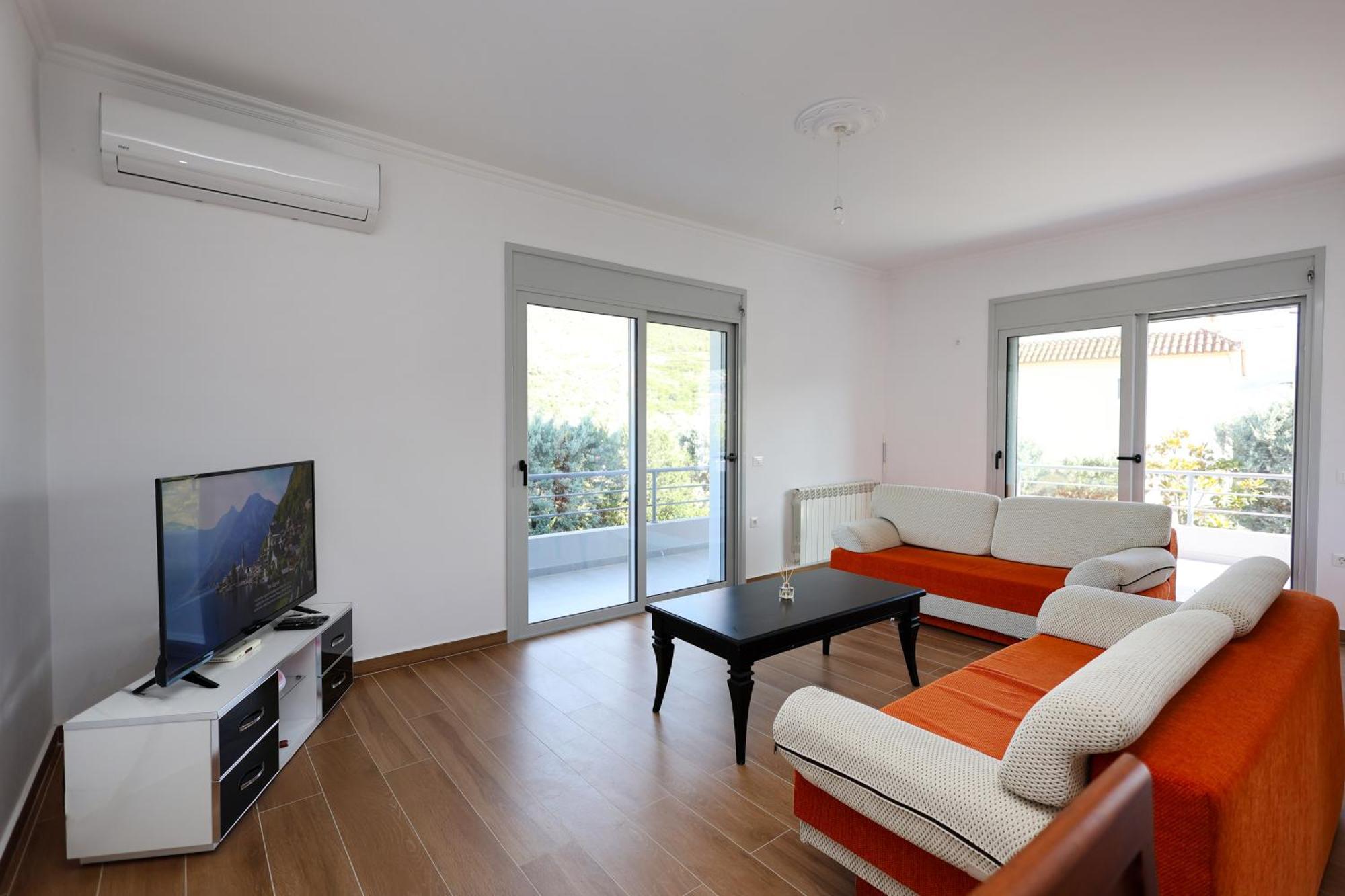 Sara Village Oasis Villa